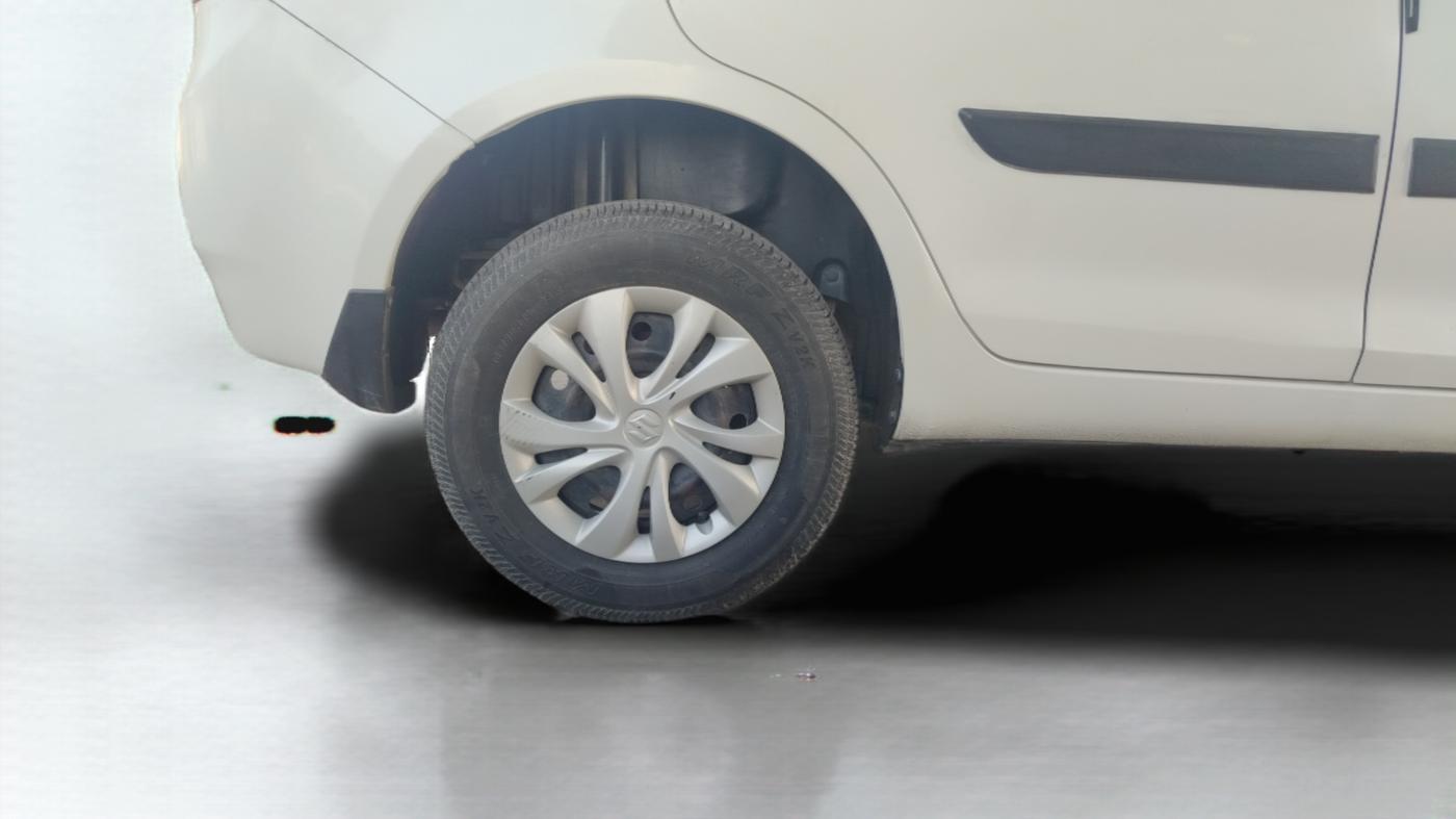 2014 Maruti Swift Dzire VDI, Diesel, Manual, 94,918 km, Right Rear Wheel