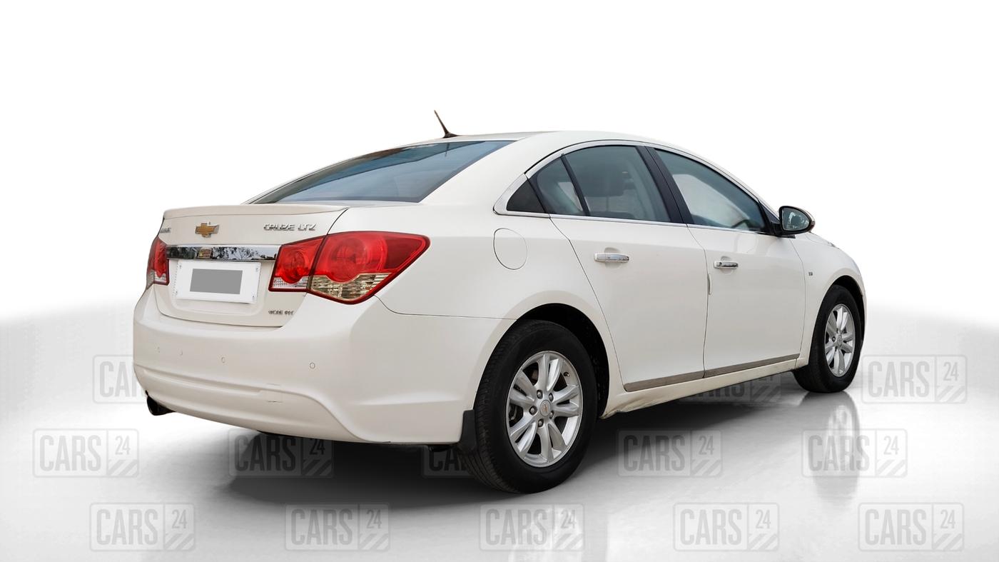 2016 Chevrolet Cruze LTZ AT, Diesel, Automatic, 87,300 km, Right Back Diagonal