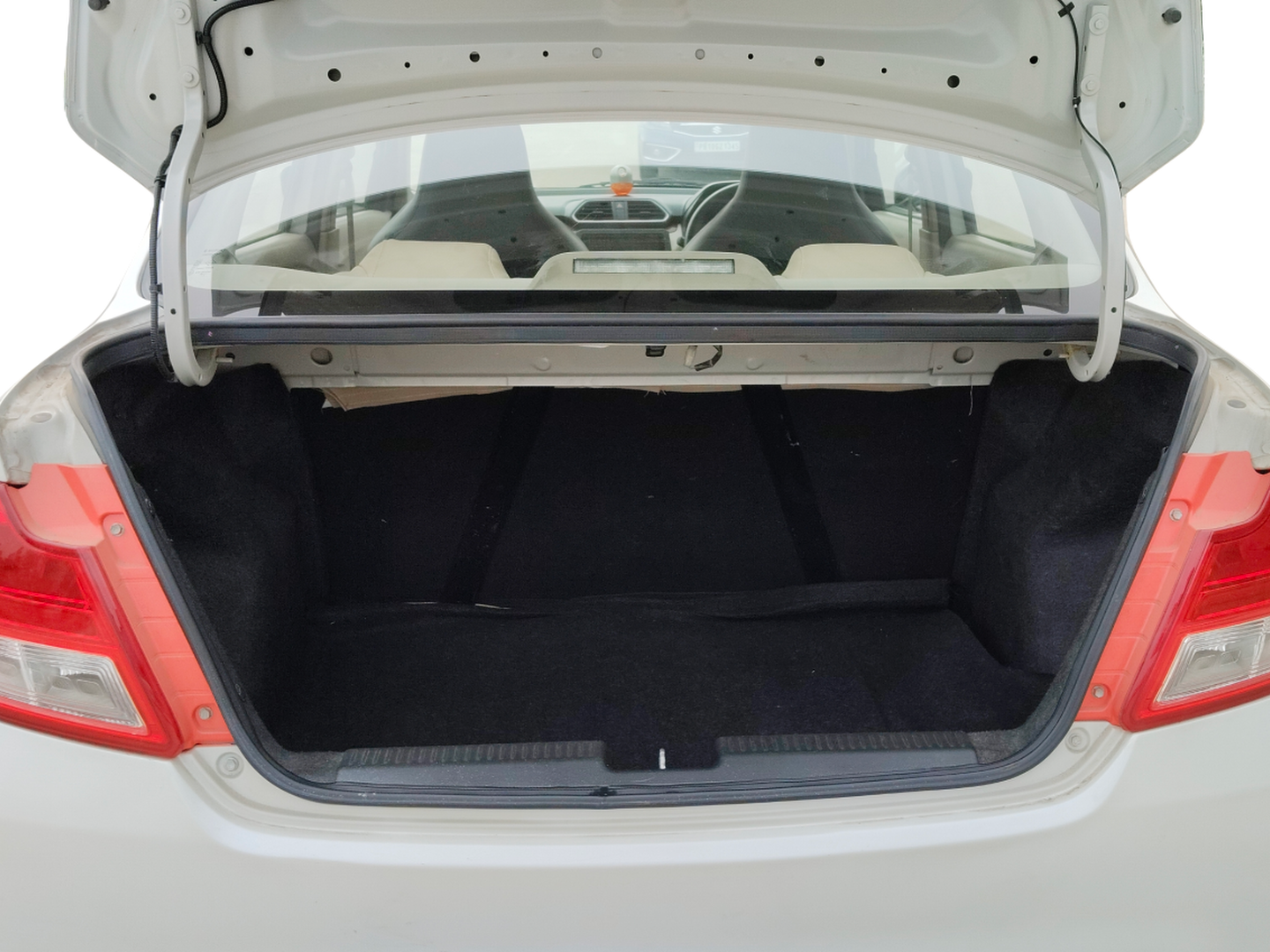 2018 Maruti Dzire LDI, Diesel, Manual, 72,014 km, Boot Inside