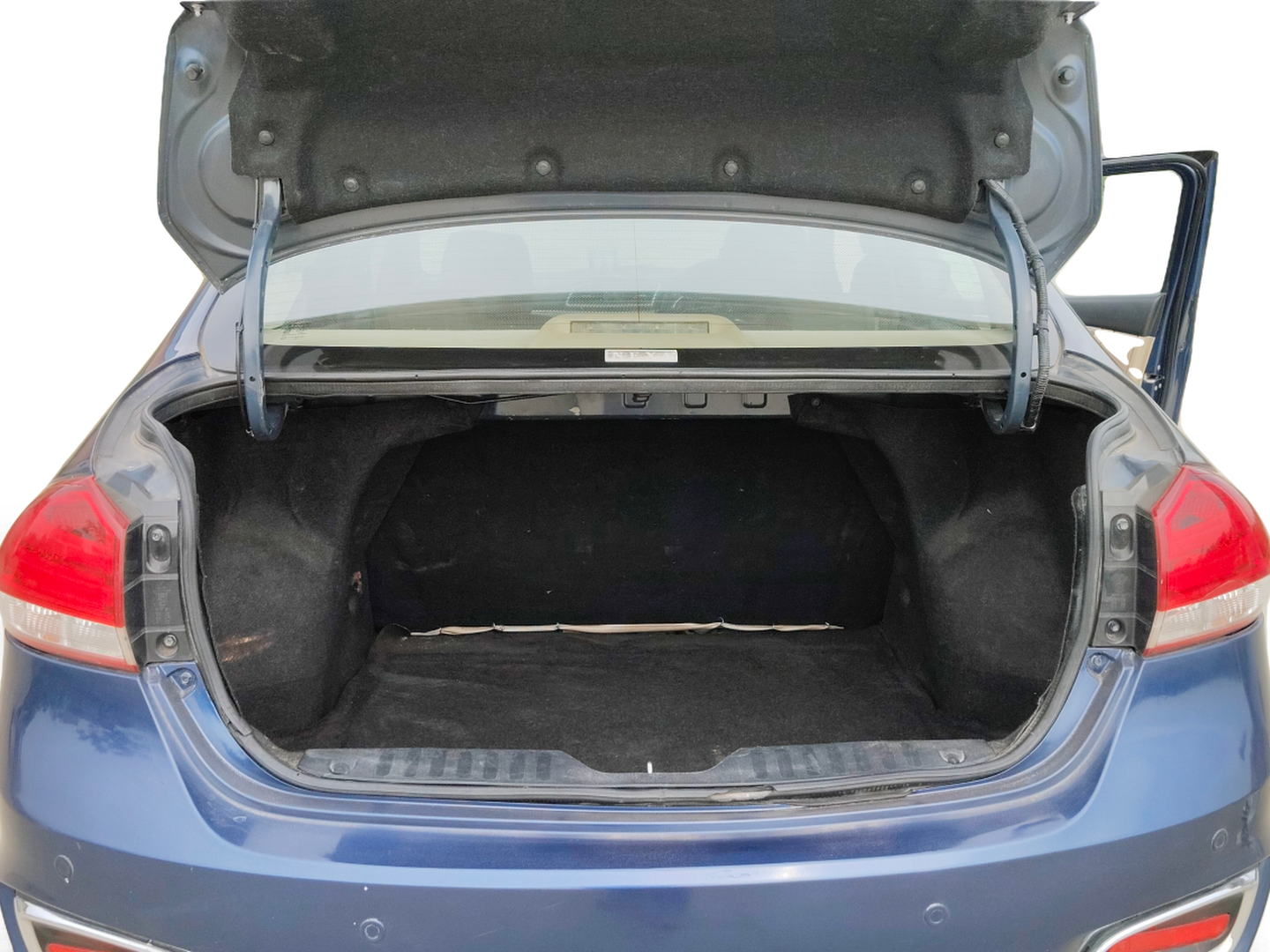 2018 Maruti Ciaz ALPHA DIESEL 1.3, Diesel, Manual, 78,295 km, Boot Inside