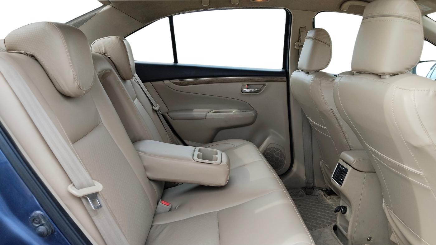 2018 Maruti Ciaz ALPHA DIESEL 1.3, Diesel, Manual, 78,295 km, Right Side Rear Door Cabin
