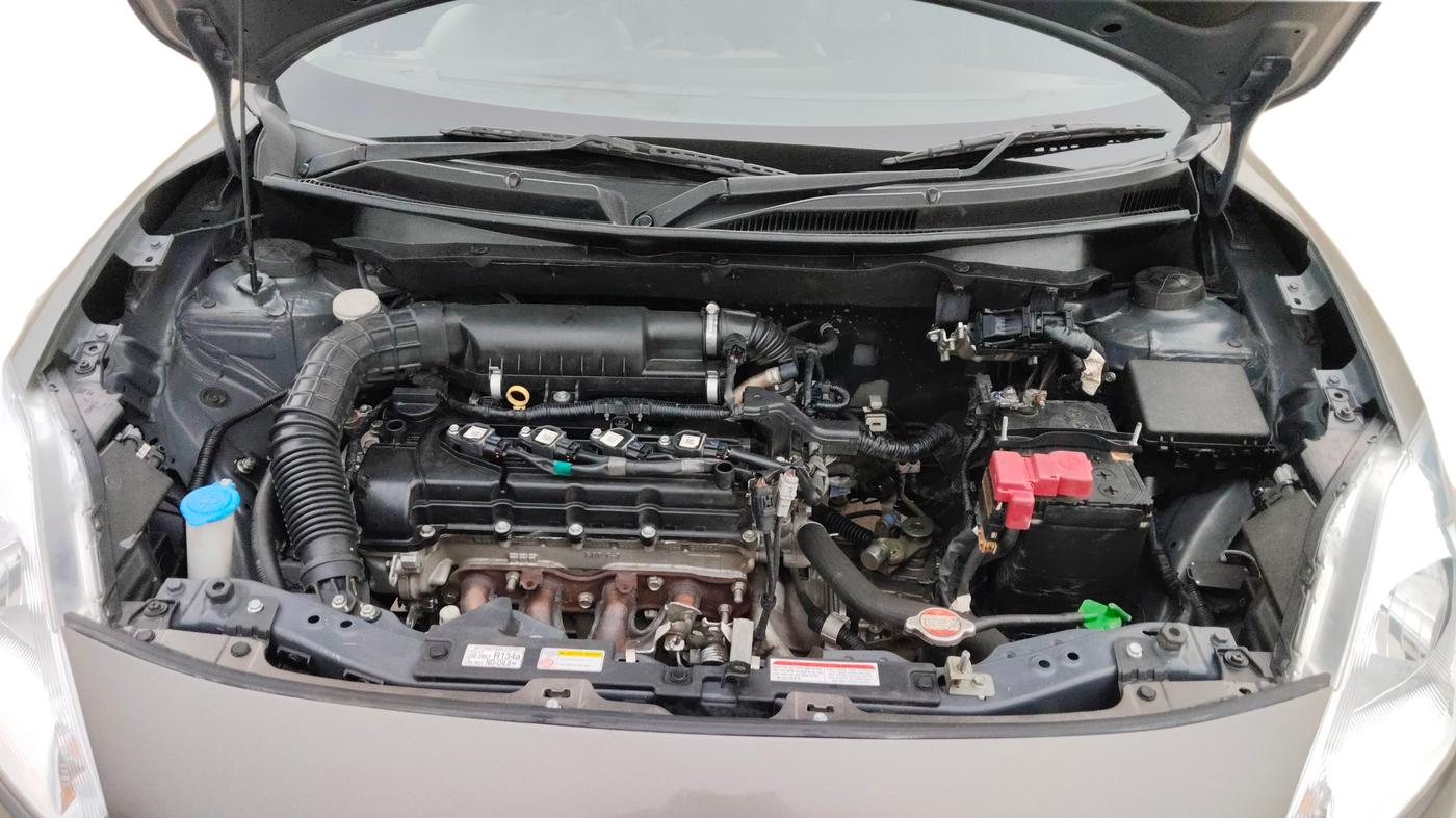 2020 Maruti Swift VXI, Petrol, Manual, 51,275 km, Open Bonnet
