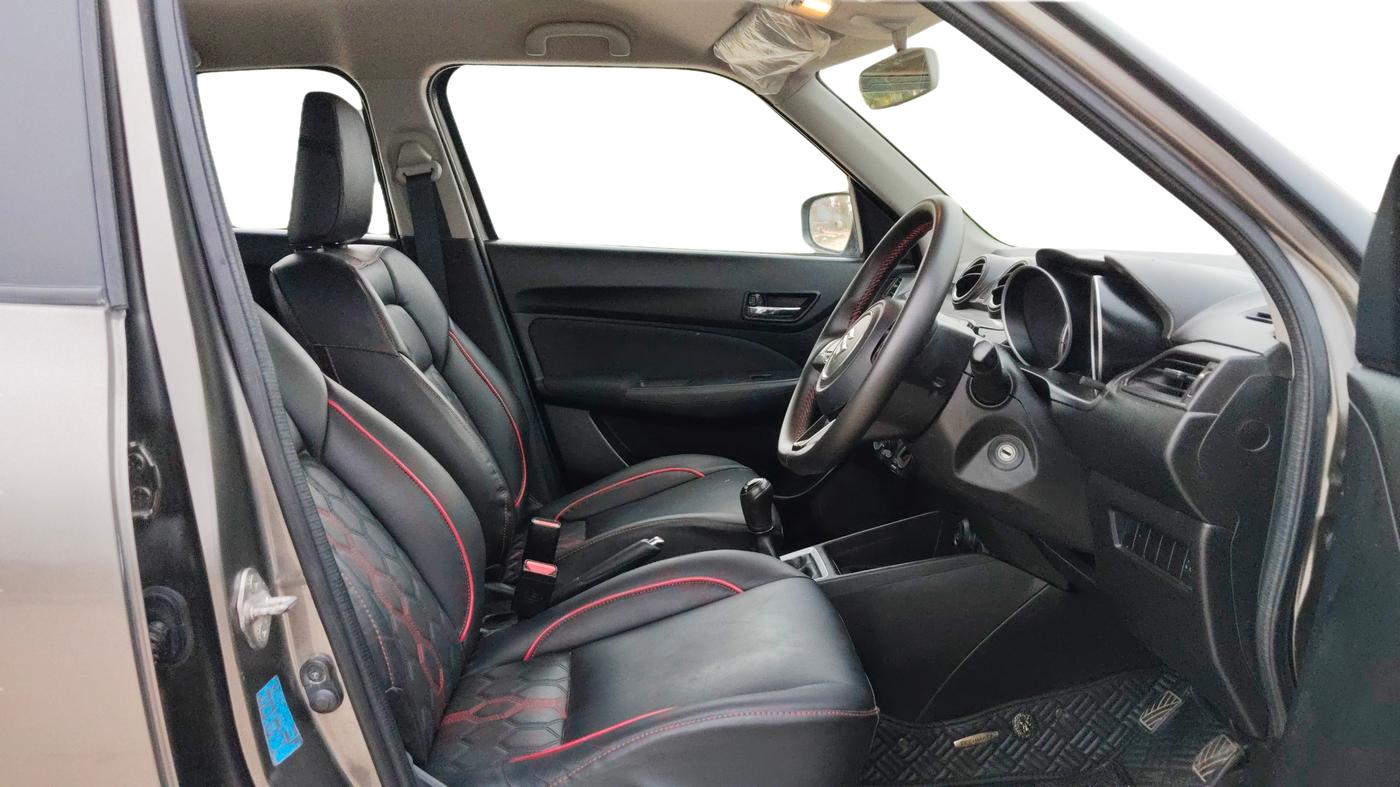 2020 Maruti Swift VXI, Petrol, Manual, 51,275 km, Right Side Front Door Cabin