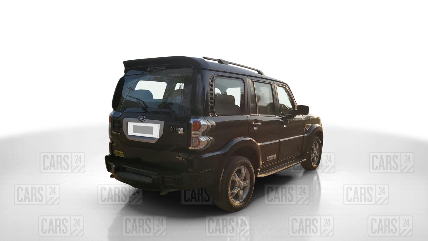 2014 Mahindra Scorpio S10, Diesel, Manual, 41,300 km, Right Back Diagonal