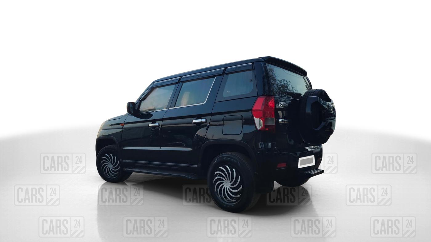 2022 Mahindra BOLERO NEO N 8, Diesel, Manual, 21,884 km, Left Back Diagonal