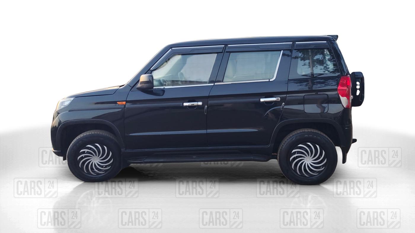 2022 Mahindra BOLERO NEO N 8, Diesel, Manual, 21,884 km, Left Side
