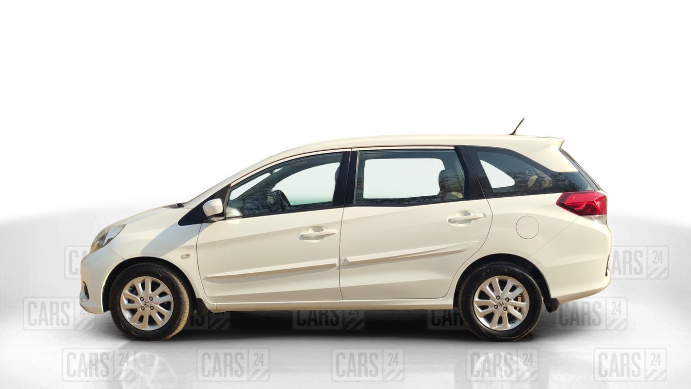 2014 Honda Mobilio 1.5L I-DTEC V, Diesel, Manual, 1,10,229 km, Left Side