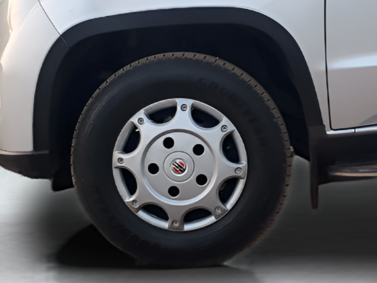2023 Mahindra BOLERO NEO N 8, Diesel, Manual, 74,319 km, Left Front Wheel