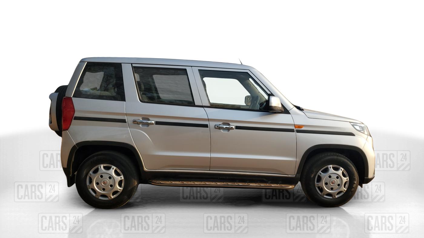 2023 Mahindra BOLERO NEO N 8, Diesel, Manual, 74,319 km, Right Side View
