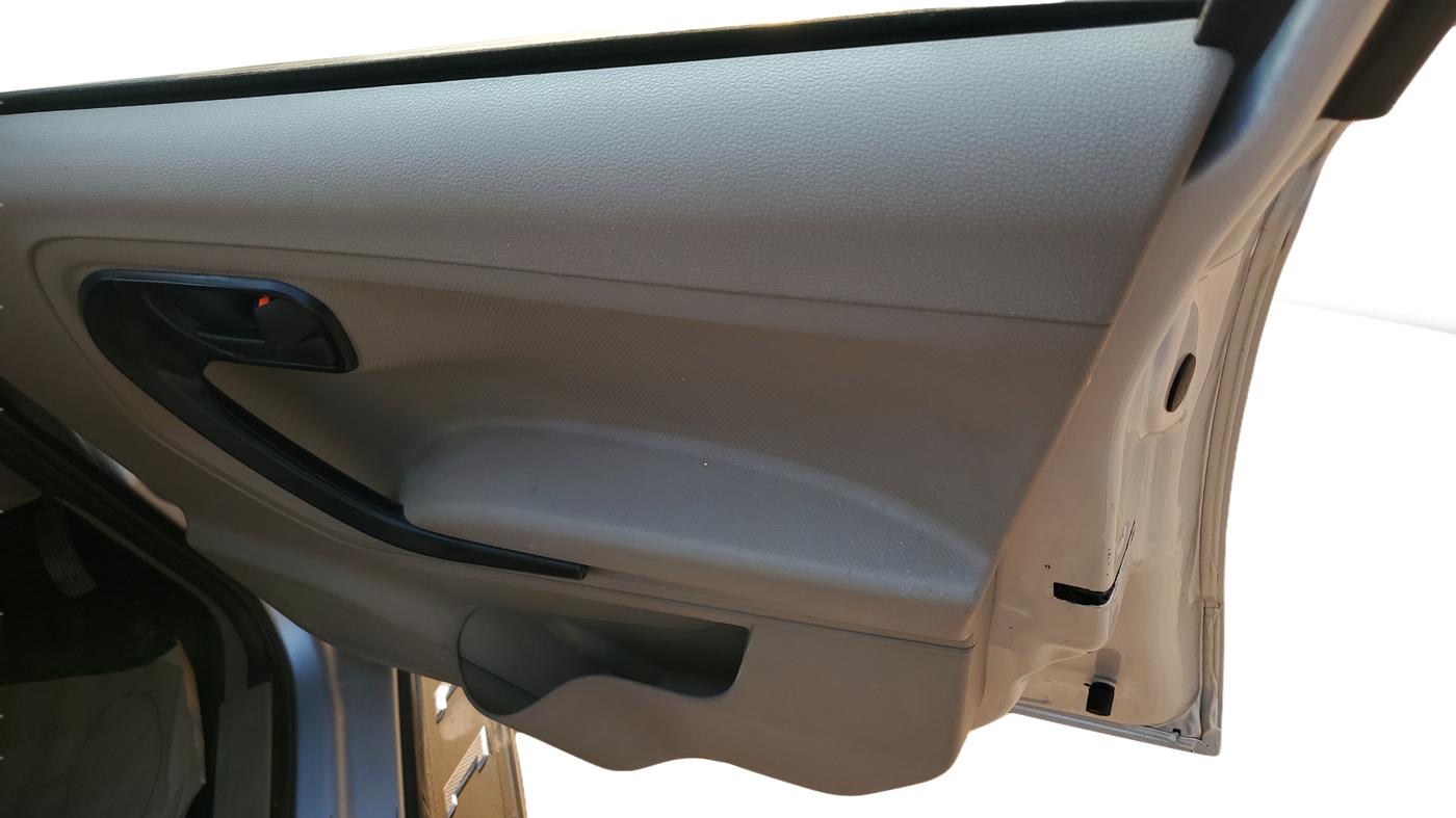 2023 Mahindra BOLERO NEO N 8, Diesel, Manual, 74,319 km, Driver Side Door Panel Controls