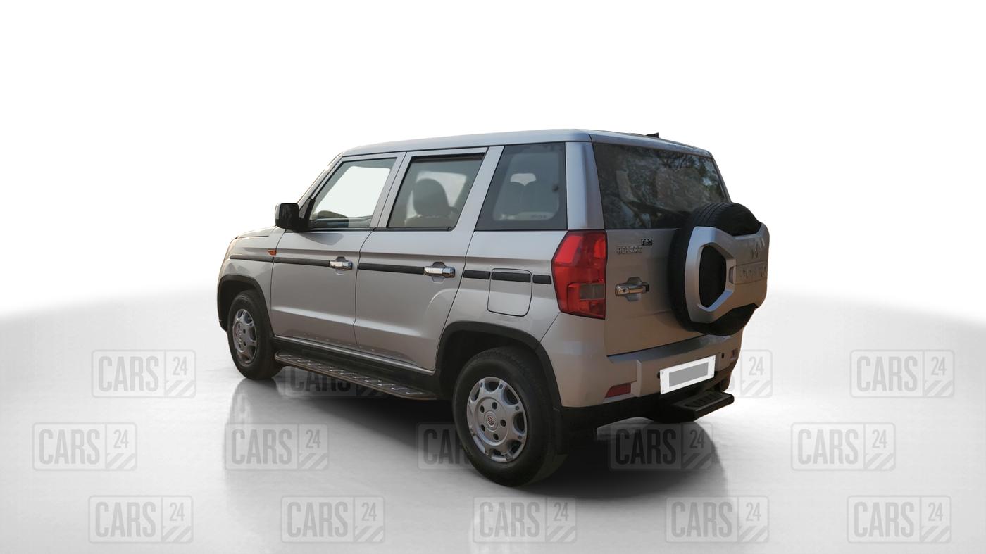 2023 Mahindra BOLERO NEO N 8, Diesel, Manual, 74,319 km, Left Back Diagonal