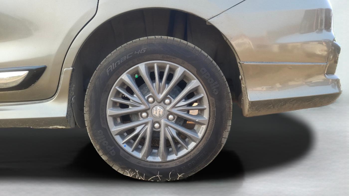 2019 Maruti Ertiga ZDI+ 1.5, Diesel, Manual, 1,00,797 km, Left Rear Wheel