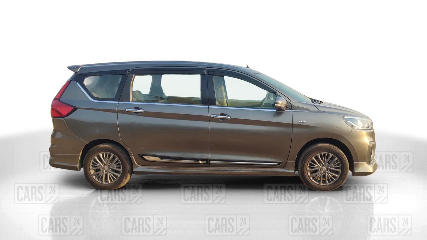 2019 Maruti Ertiga ZDI+ 1.5, Diesel, Manual, 1,00,797 km, Right Side View