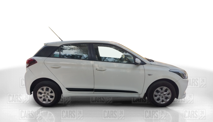2015 Hyundai Elite i20 MAGNA 1.4 CRDI, Diesel, Manual, 65,204 km, Right Side View
