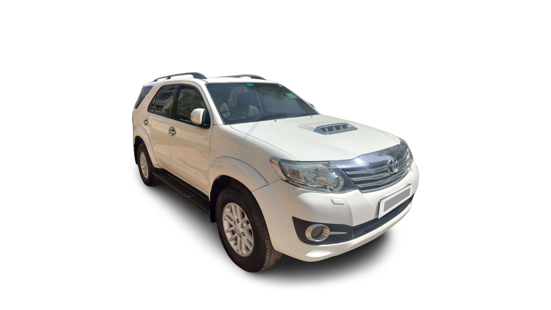 Toyota Fortuner-img