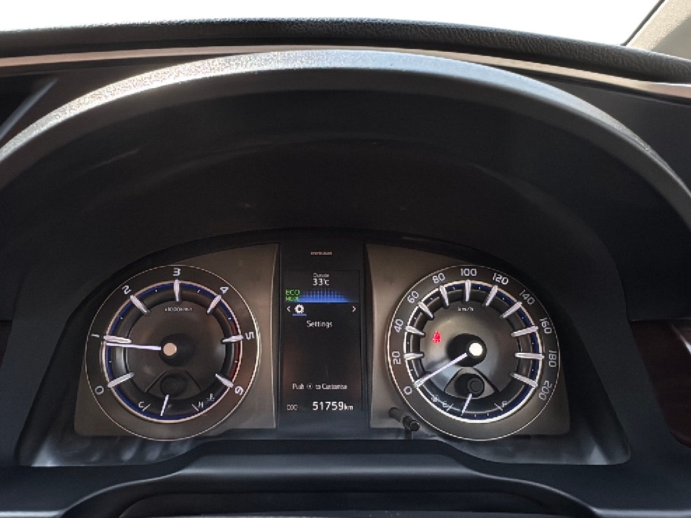 2018 Toyota Innova Crysta 2.4 VX 8 STR, Diesel, Manual, 51,759 km, Odometer Image
