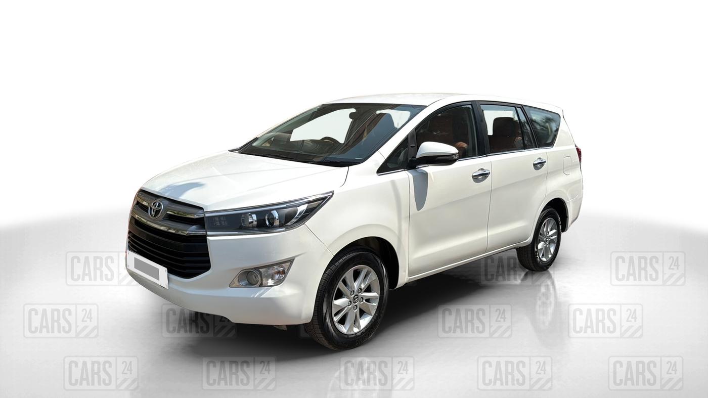 2018 Toyota Innova Crysta 2.4 VX 8 STR, Diesel, Manual, 51,759 km, Left Front Diagonal