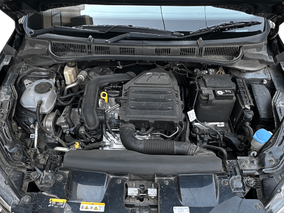 2023 Volkswagen VIRTUS TOPLINE TSI 1.0 MT, Petrol, Manual, 6,251 km, Open Bonnet