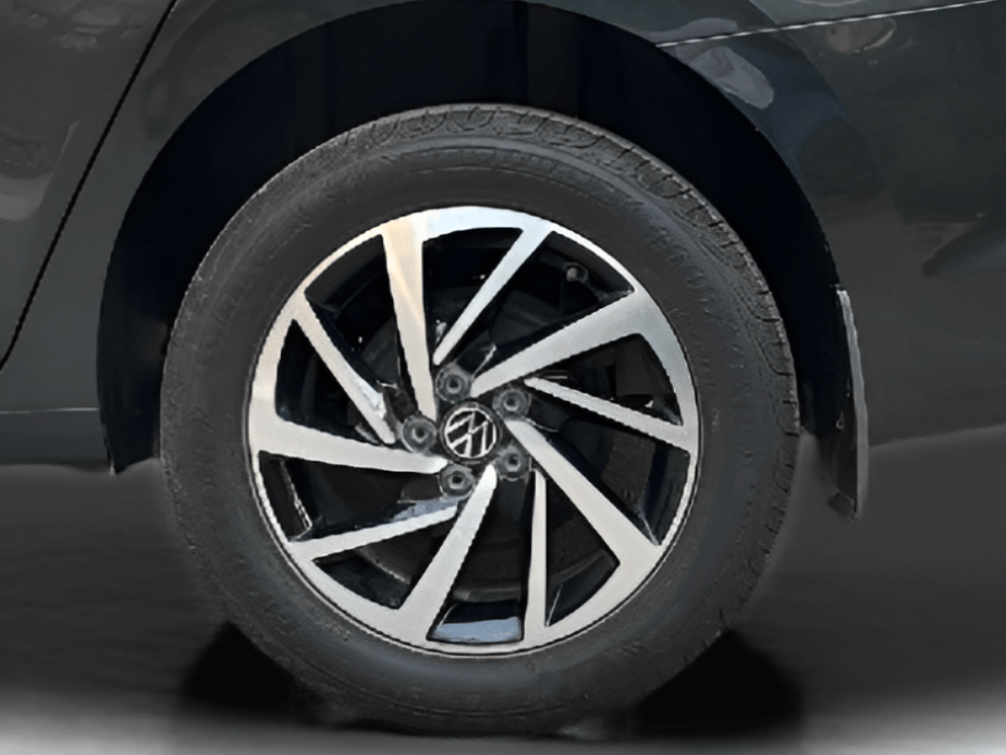 2023 Volkswagen VIRTUS TOPLINE TSI 1.0 MT, Petrol, Manual, 6,251 km, Left Rear Wheel