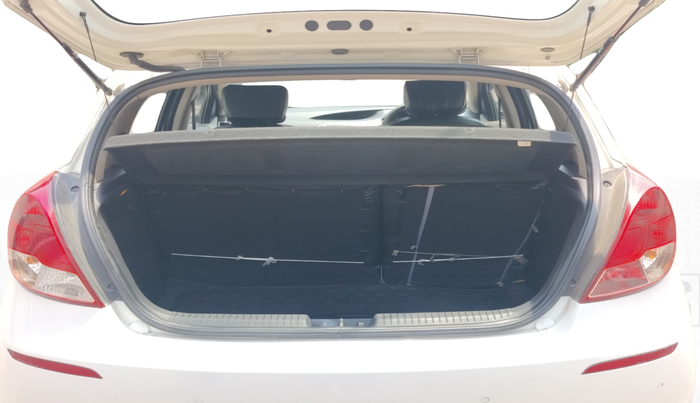 2012 Hyundai i20 SPORTZ 1.2, Petrol, Manual, 42,437 km, Boot Inside