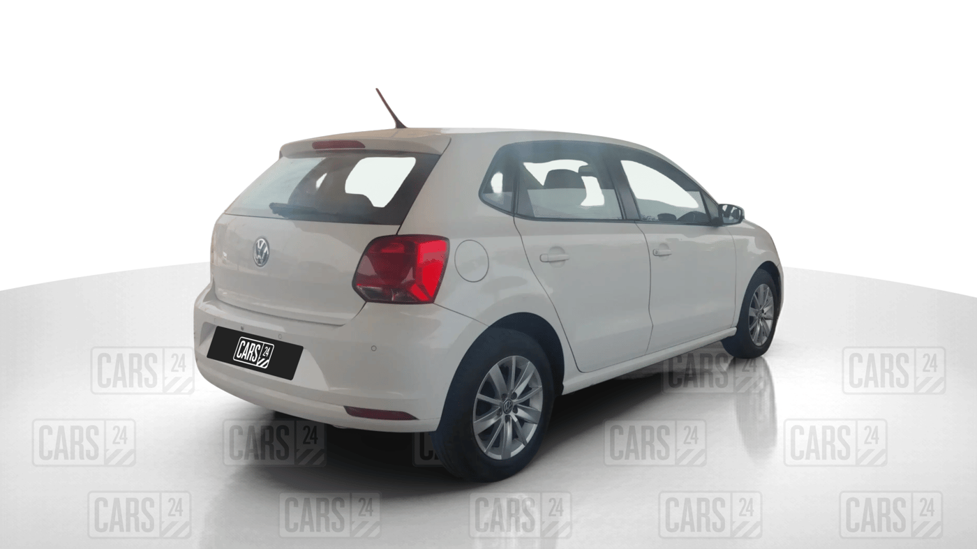 2015 Volkswagen Polo HIGHLINE1.5L, Diesel, Manual, 54,388 km, Right Back Diagonal