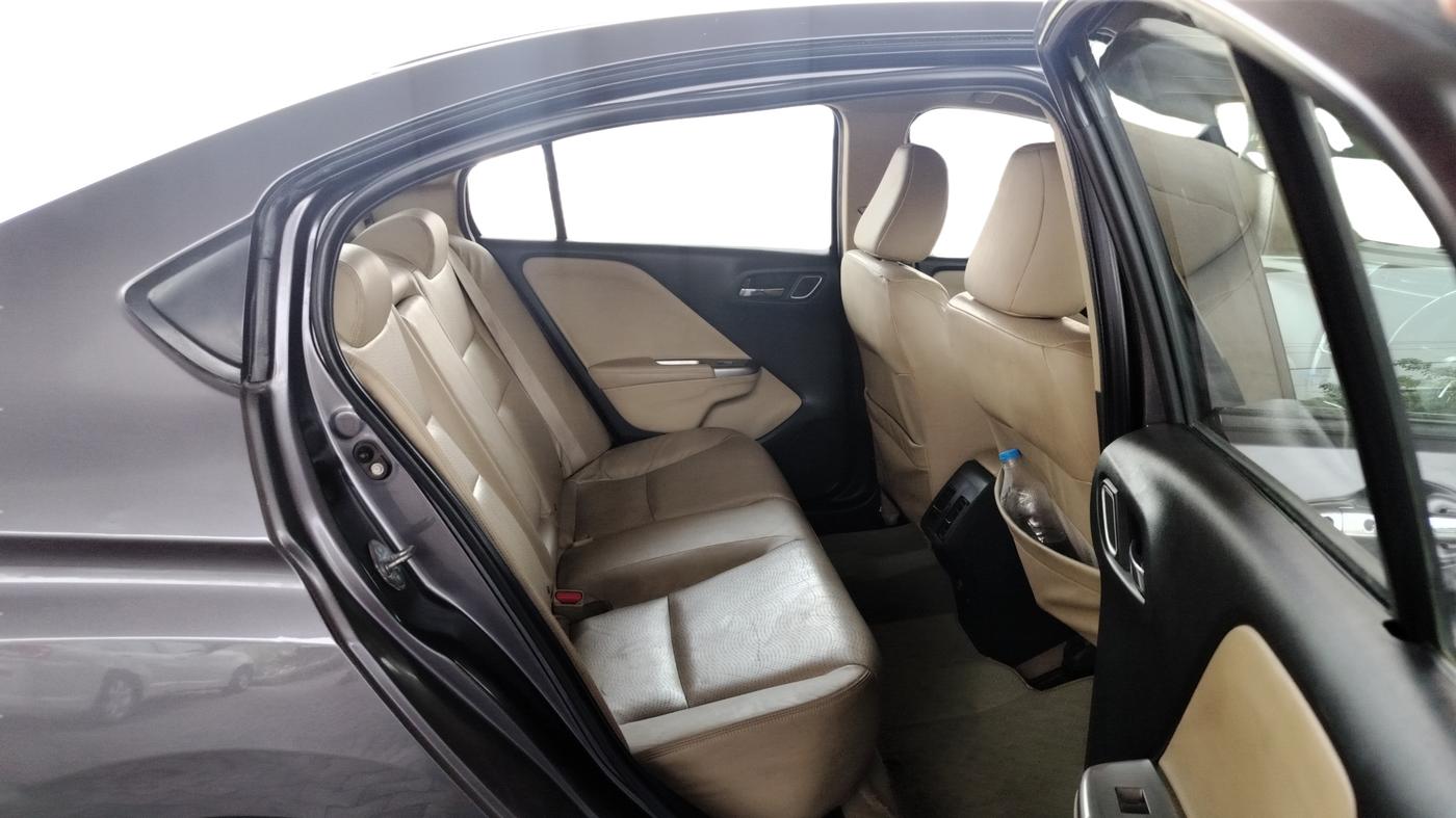 2018 Honda City 1.5L I-VTEC VX, Petrol, Manual, 58,163 km, Right Side Rear Door Cabin
