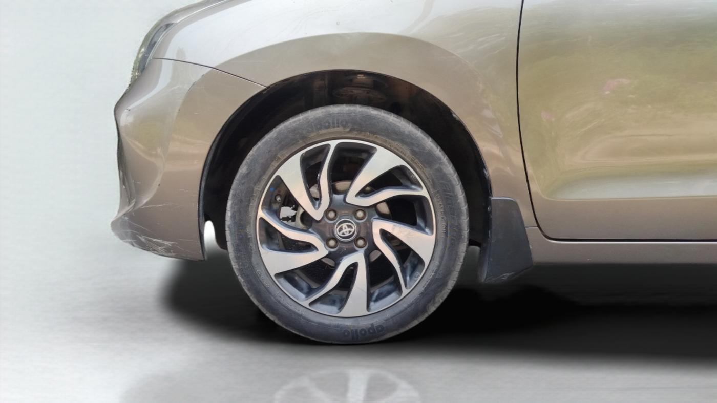 2021 Toyota Glanza G, Petrol, Manual, 44,780 km, Left Front Wheel