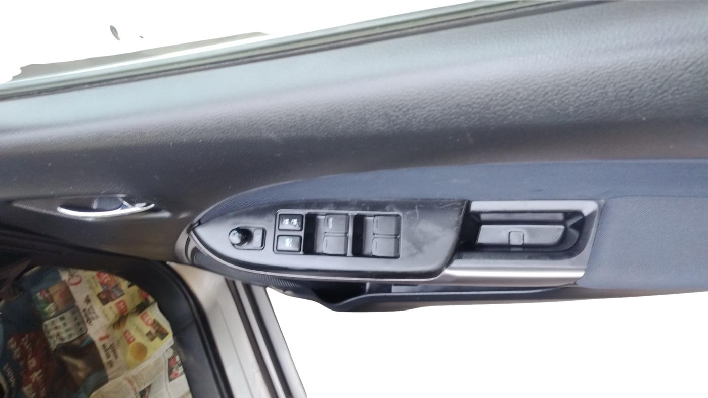 2021 Toyota Glanza G, Petrol, Manual, 44,780 km, Driver Side Door Panel Controls