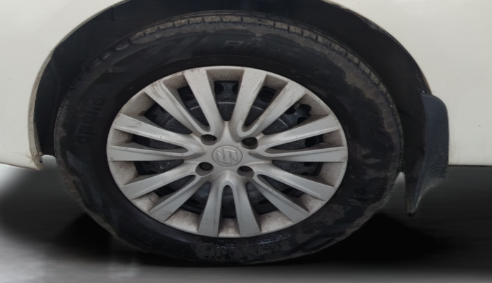 2013 Toyota Etios GD, Diesel, Manual, 71,787 km, Left Front Wheel