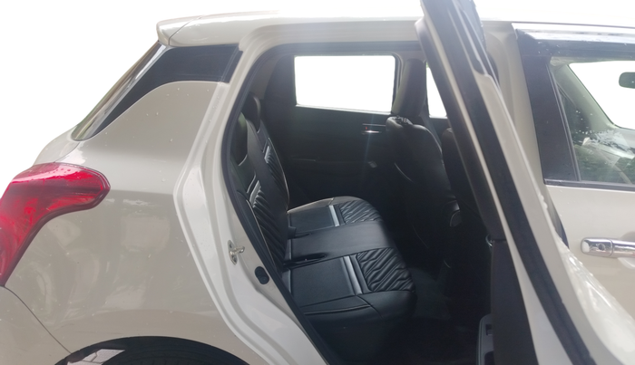 2022 Maruti Swift VXI, Petrol, Manual, 18,889 km, Right Side Rear Door Cabin