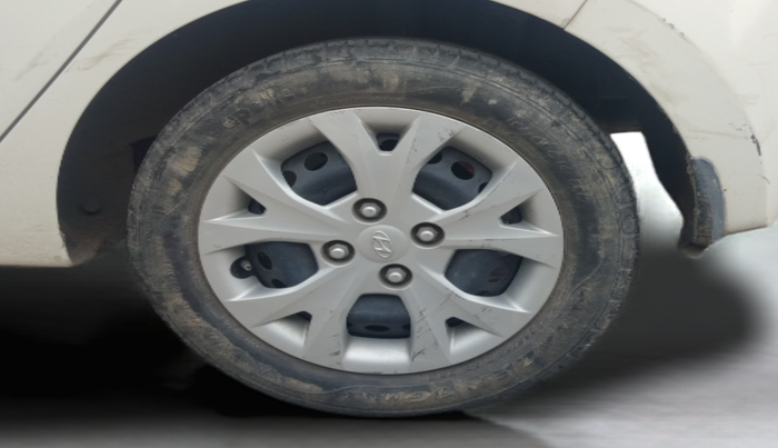 2015 Hyundai Grand i10 MAGNA 1.2 KAPPA VTVT, Petrol, Manual, 61,597 km, Left Rear Wheel