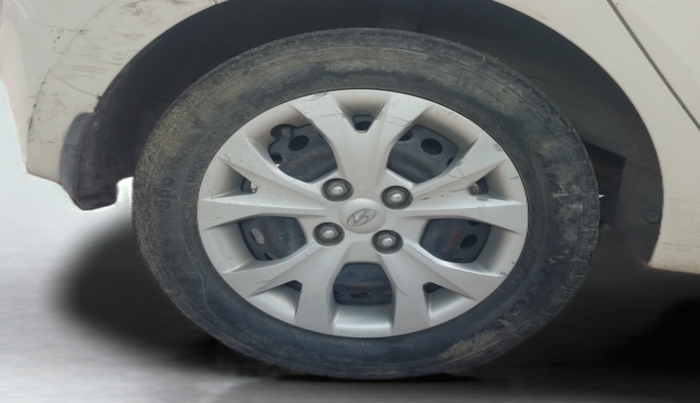 2015 Hyundai Grand i10 MAGNA 1.2 KAPPA VTVT, Petrol, Manual, 61,597 km, Right Rear Wheel