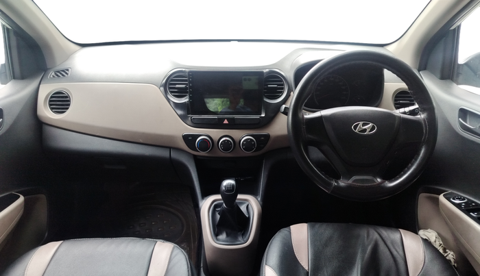 2015 Hyundai Grand i10 MAGNA 1.2 KAPPA VTVT, Petrol, Manual, 61,597 km, Dashboard