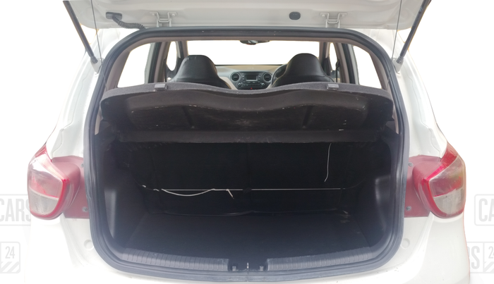2015 Hyundai Grand i10 MAGNA 1.2 KAPPA VTVT, Petrol, Manual, 61,597 km, Boot Inside