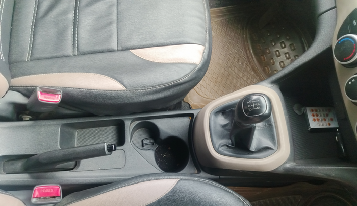 2015 Hyundai Grand i10 MAGNA 1.2 KAPPA VTVT, Petrol, Manual, 61,597 km, Gear Lever