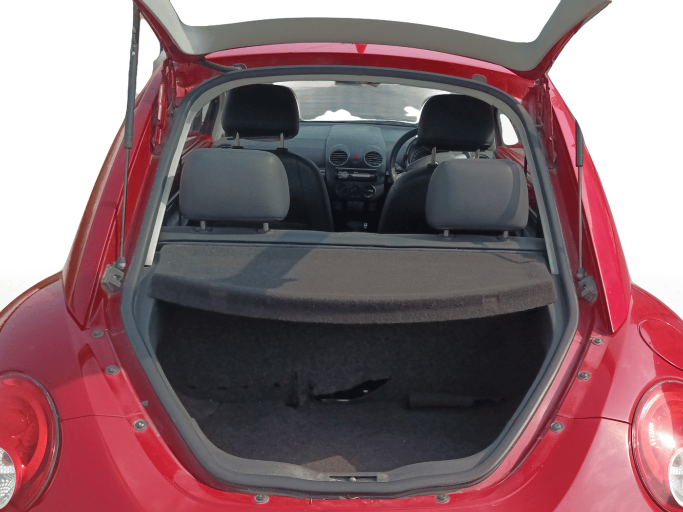 2011 Volkswagen Beetle 2.0 AT, Petrol, Automatic, 30,814 km, Boot Inside