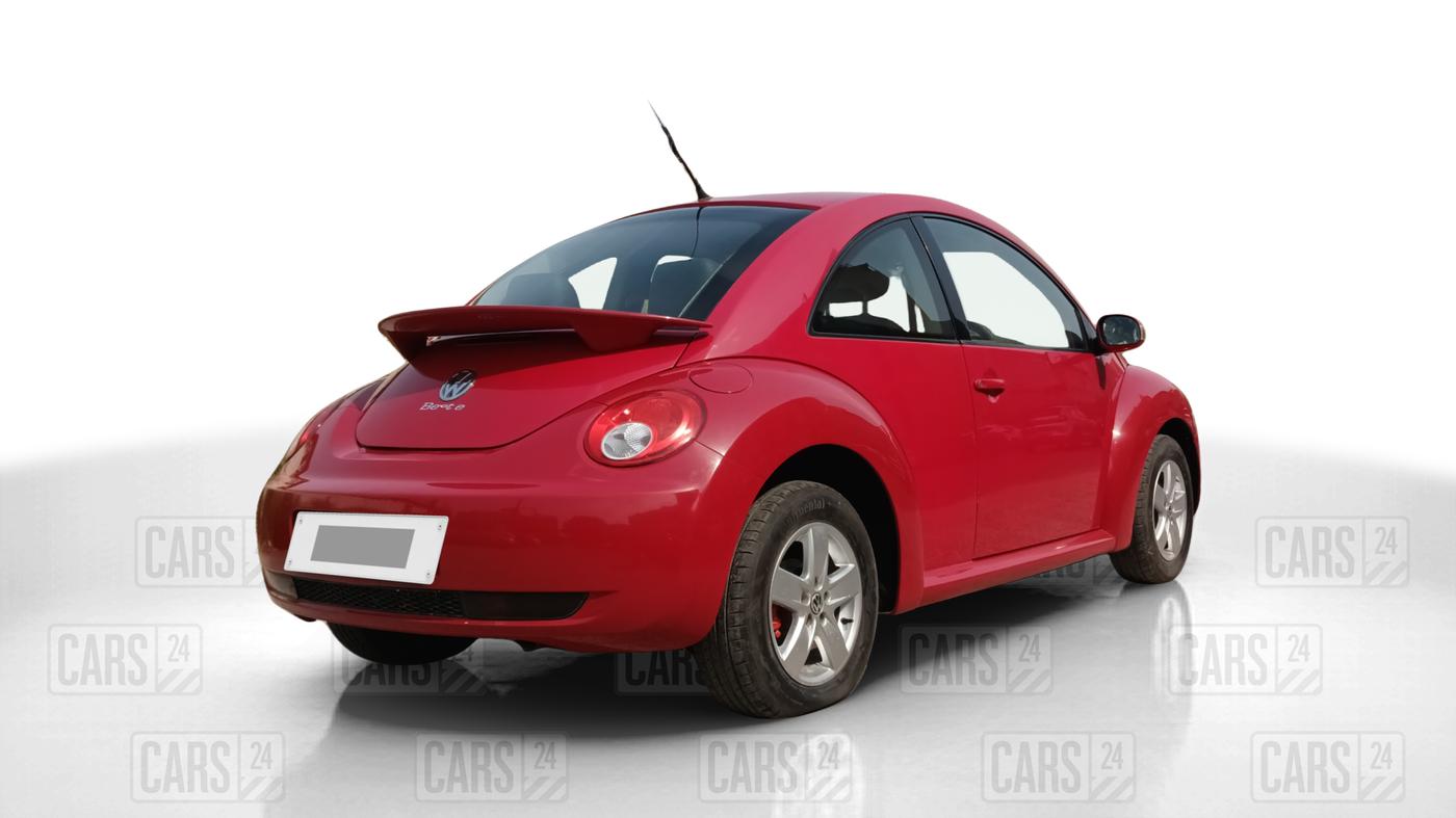 2011 Volkswagen Beetle 2.0 AT, Petrol, Automatic, 30,814 km, Right Back Diagonal