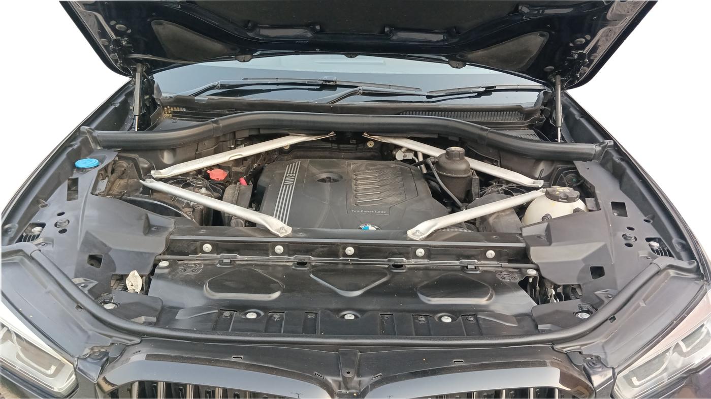 2022 BMW X5 XDRIVE 40I SPORTX PLUS, Petrol, Automatic, 36,234 km, Open Bonnet