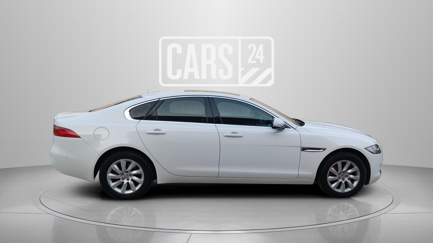 2018 Jaguar XF 2.0 DIESEL PRESTIGE, Diesel, Automatic, 46,000 km, Right Side View