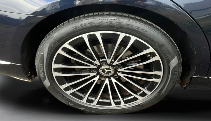 2022 Mercedes Benz S Class S350d, Diesel, Automatic, 30,296 km, Right Rear Wheel