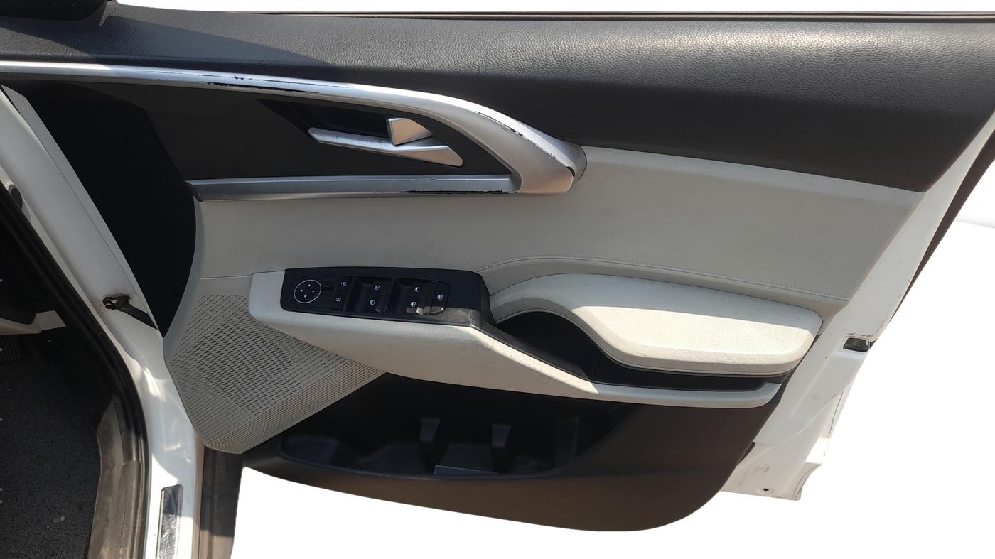 2022 KIA CARENS PRESTIGE 1.5 DIESEL 7 STR, Diesel, Manual, 96,007 km, Driver Side Door Panel Controls