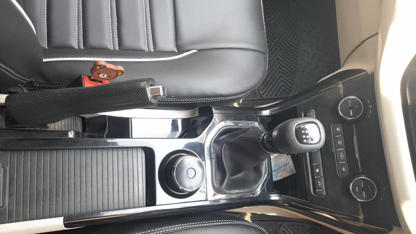 2021 Tata NEXON XZ PLUS PETROL, Petrol, Manual, 61,547 km, Gear Lever