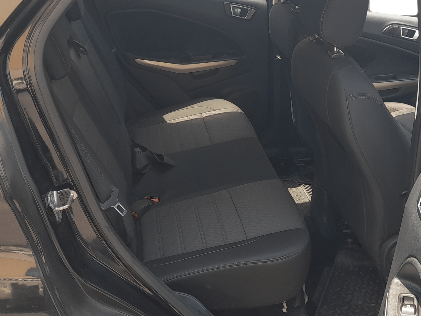 2018 Ford Ecosport TITANIUM + 1.5L DIESEL, Diesel, Manual, 90,388 km, Right Side Rear Door Cabin