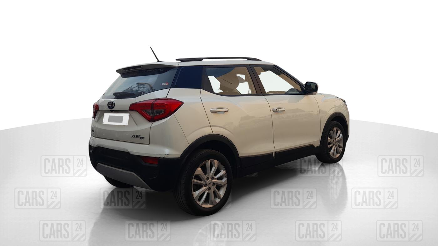 2020 Mahindra XUV300 W8 1.2 PETROL, Petrol, Manual, 81,317 km, Right Back Diagonal