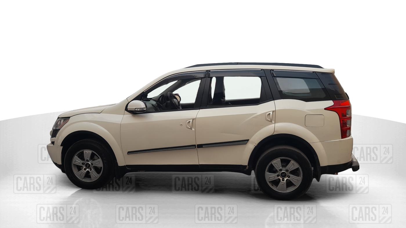 2014 Mahindra XUV500 W8, Diesel, Manual, 85,236 km, Left Side