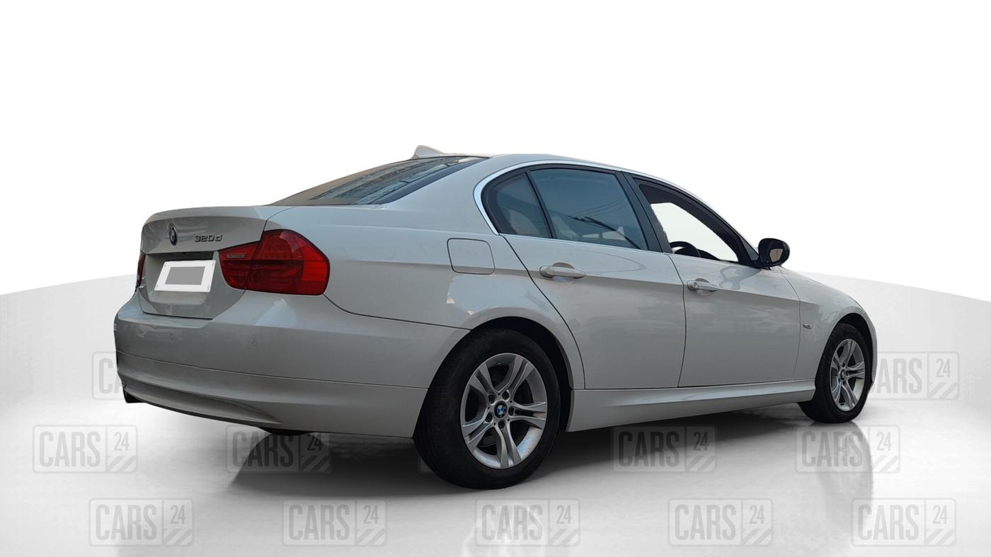 2012 BMW 3 Series 320d, Diesel, Automatic, 1,15,282 km, Right Back Diagonal