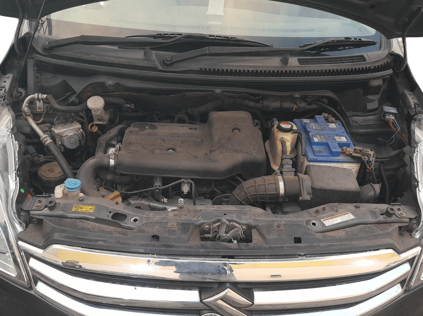 2016 Maruti Ertiga ZDI + SHVS, Diesel, Manual, 97,781 km, Open Bonnet