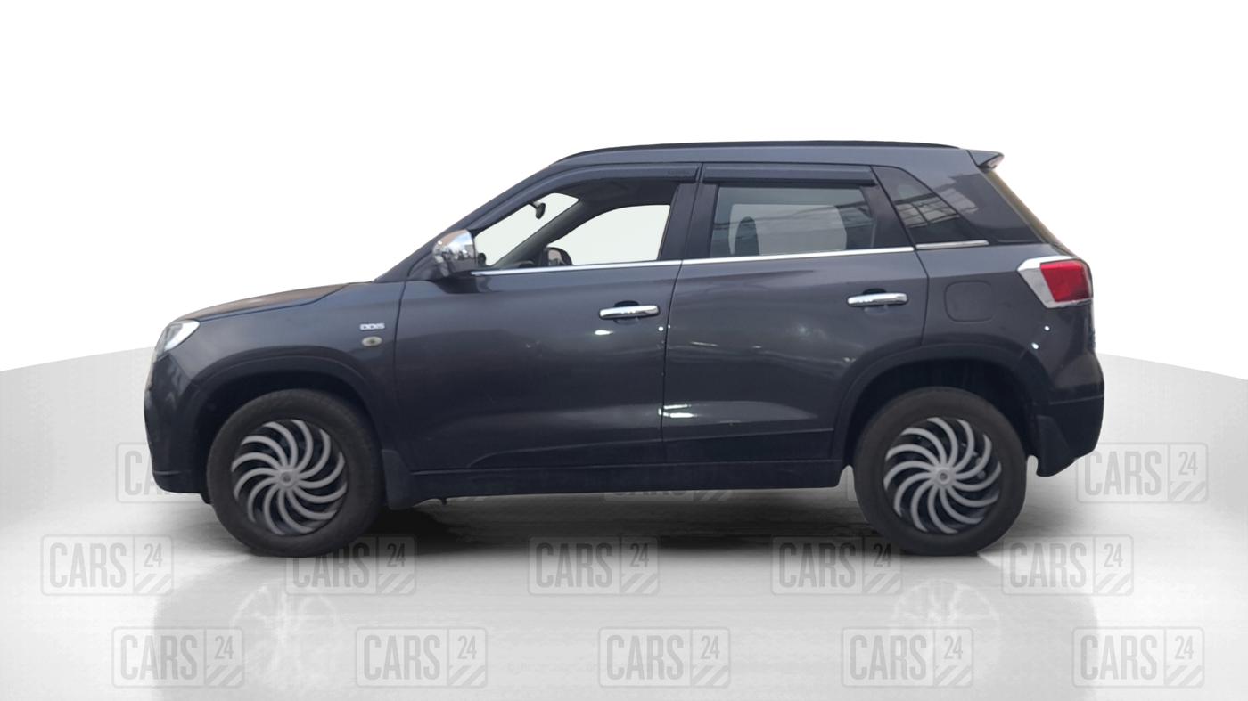 2018 Maruti Vitara Brezza VDI, Diesel, Manual, 73,558 km, Left Side