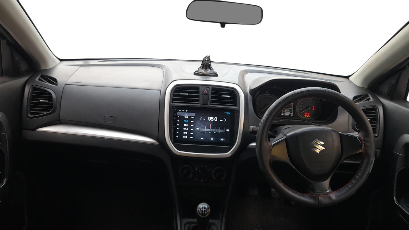 2018 Maruti Vitara Brezza VDI, Diesel, Manual, 73,558 km, Dashboard