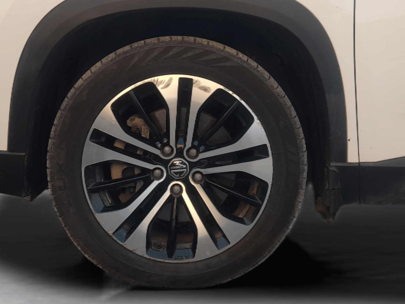 2021 MG HECTOR SHARP 1.5 PETROL CVT, Petrol, Automatic, 93,243 km, Left Front Wheel
